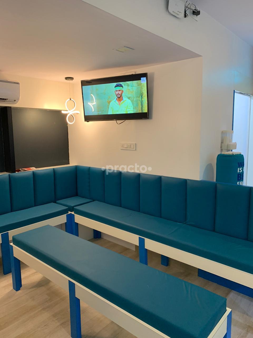 Waiting Area at Iris Super Speciality Polyclinic Santacruz West Mumbai
