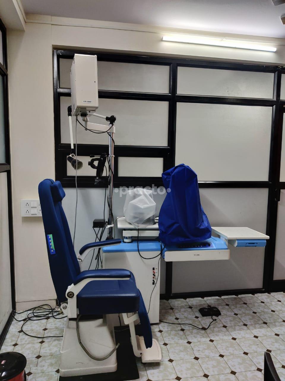 Consultation Room at Shine Eye Clinic Pimpri-Chinchwad Pune