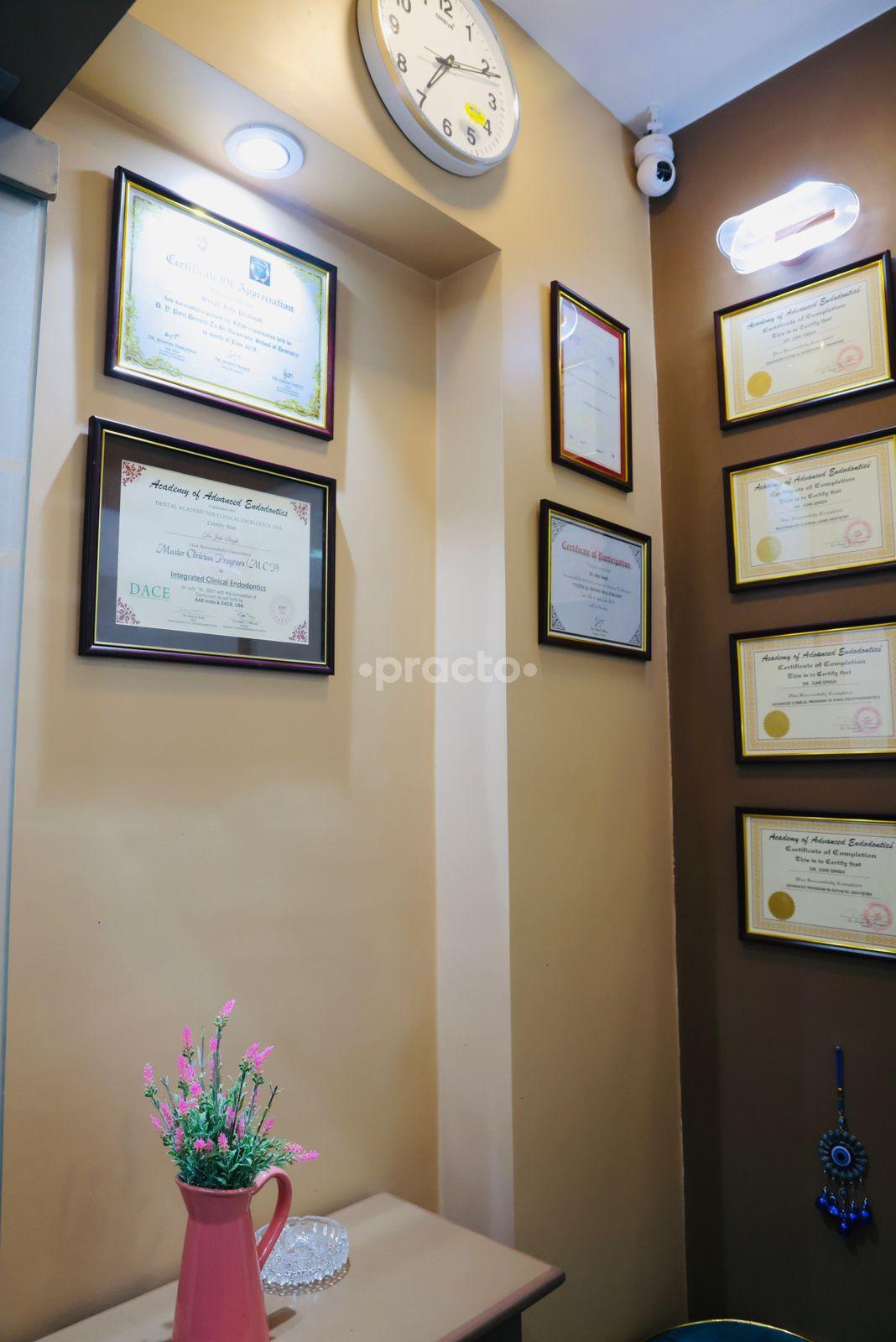 Reception Area at ToothStar Dental Studio Ghatkopar East Mumbai