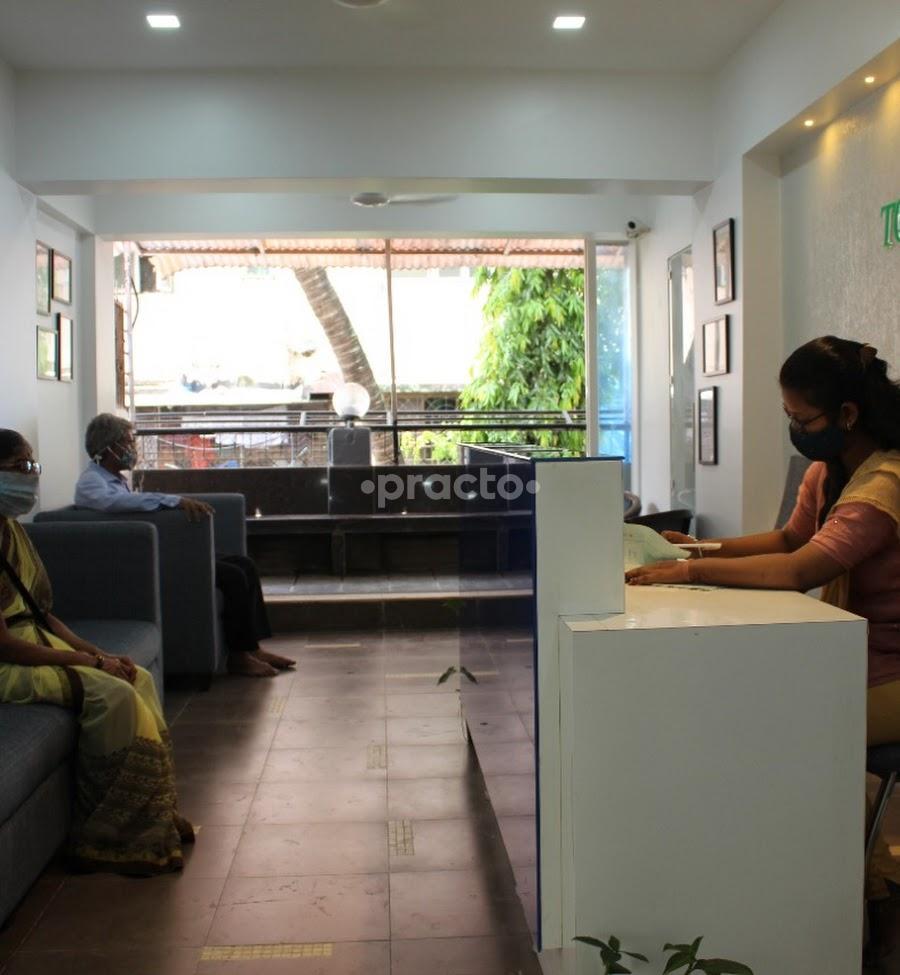 Reception Area at Total Health- The Wellness Clinic Andheri West Mumbai