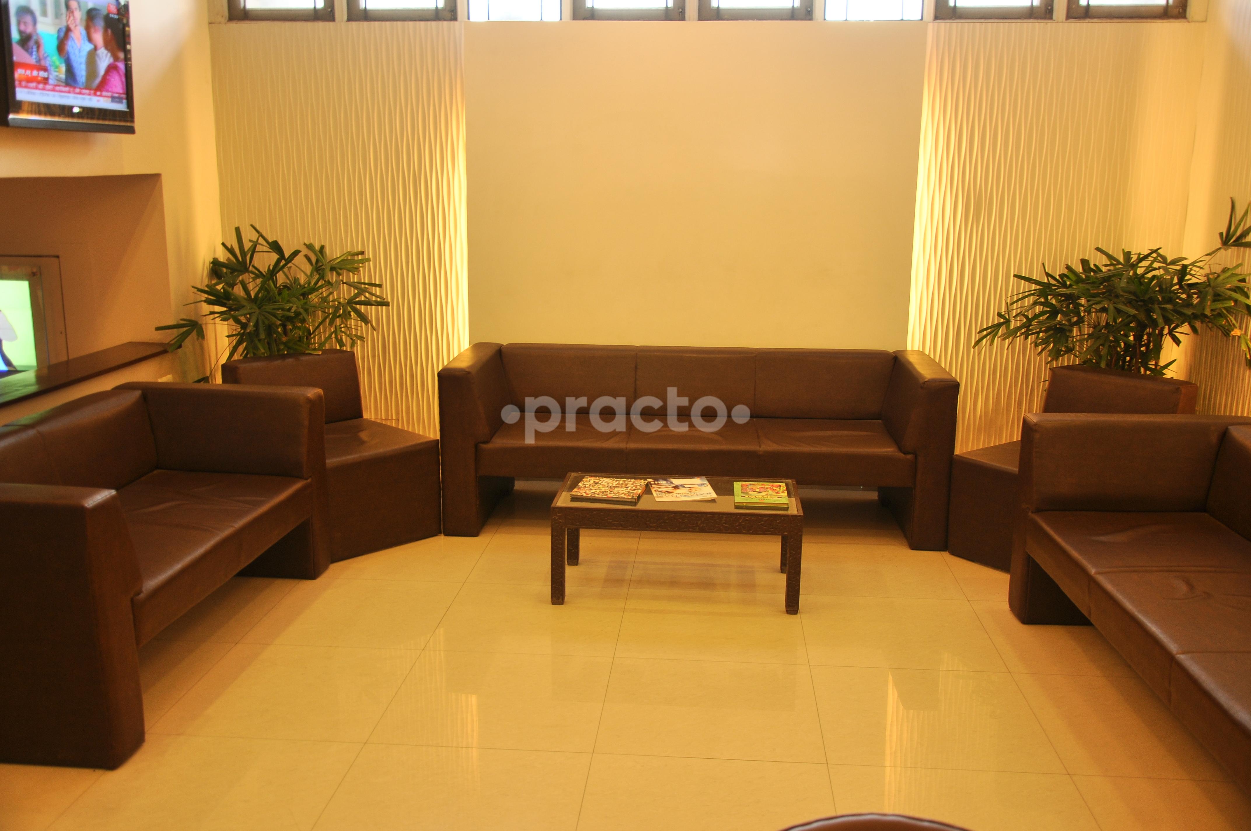 Waiting Area at Thaper Dental Clinic Lal Kothi Jaipur