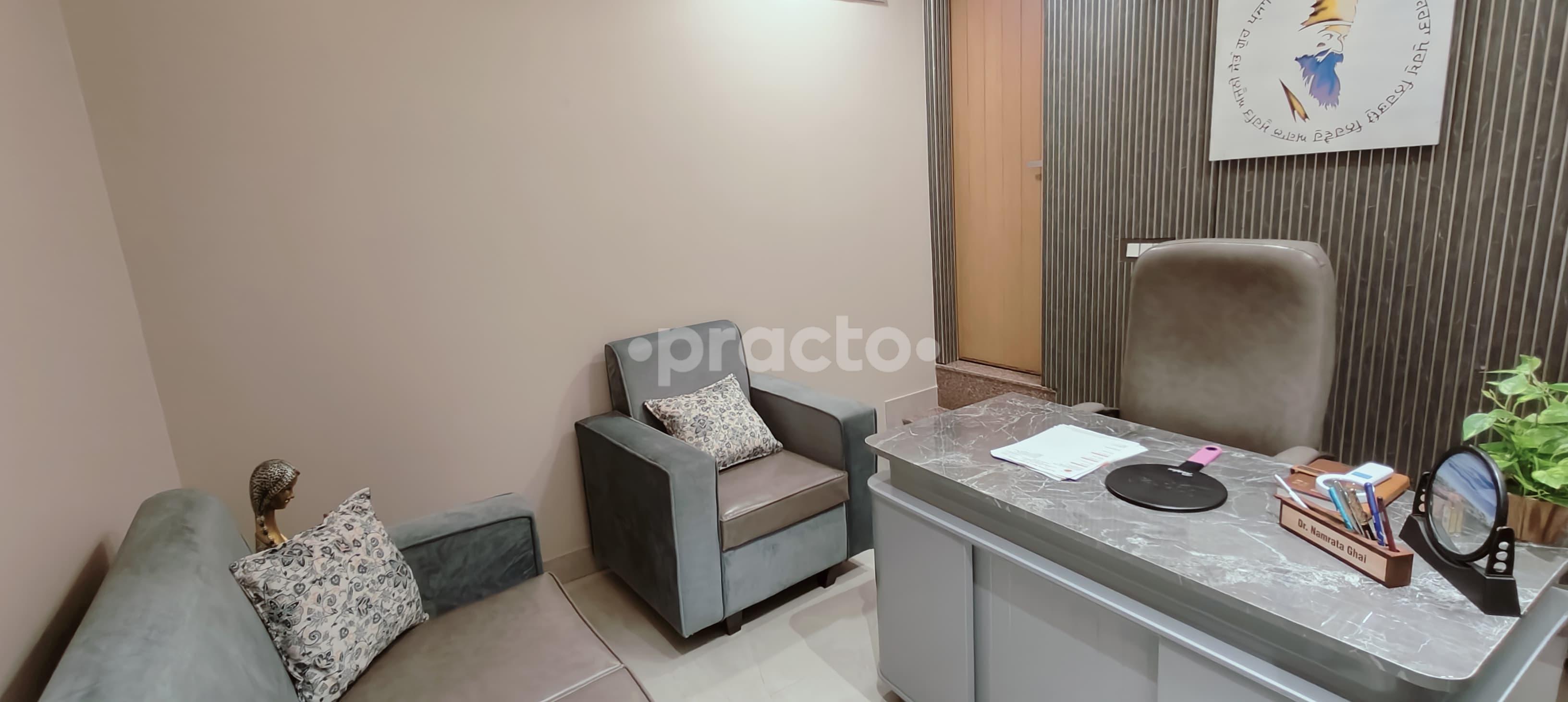 Consultation Room at Sunshine Skin and Hair Clinic Safdarjung Enclave Delhi