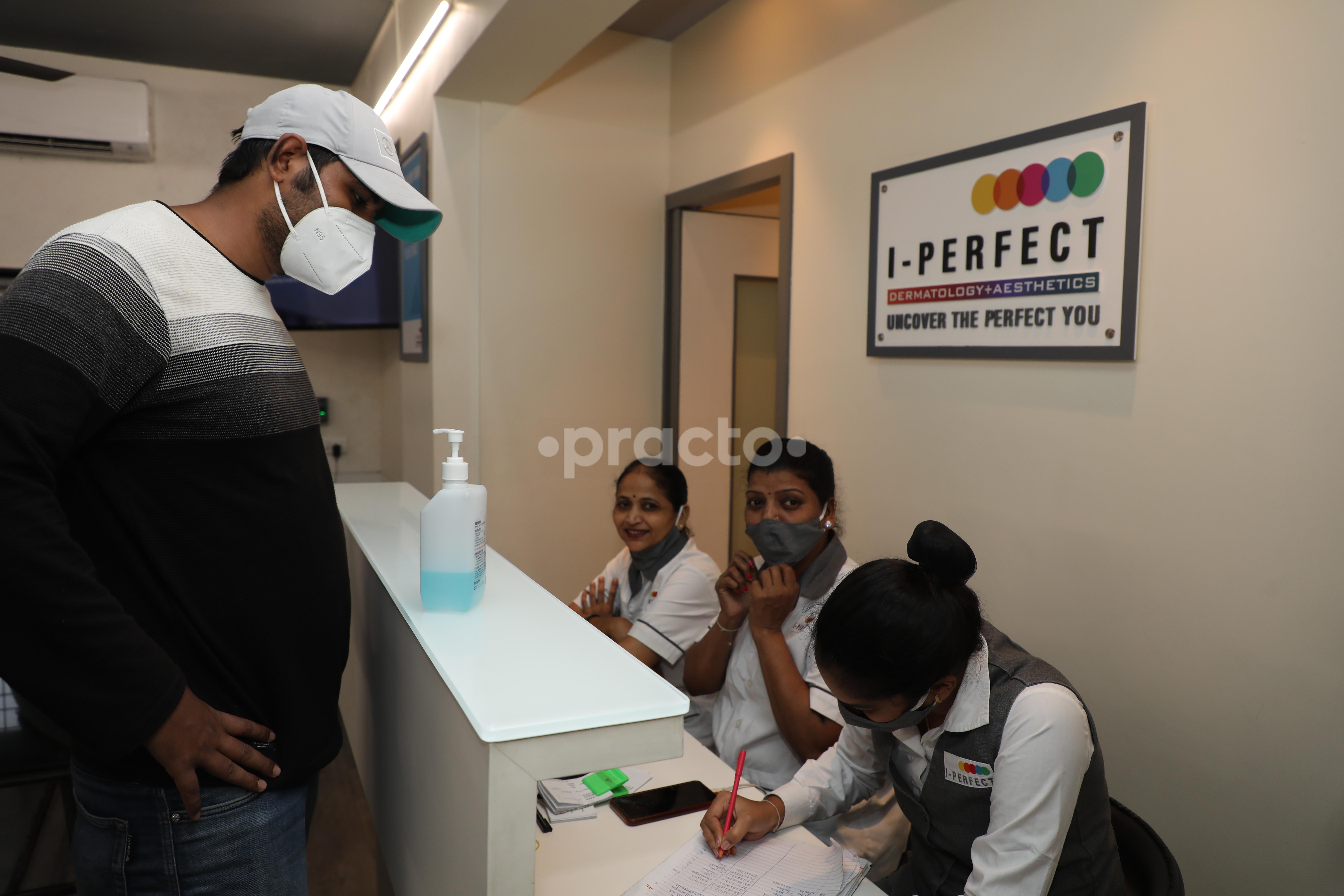 Reception Area at I-Perfect Kalyan West Thane