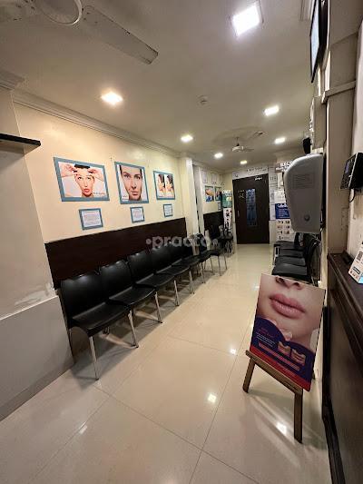 Waiting Area at Jewel Aesthetic Centre Vileparle West Mumbai