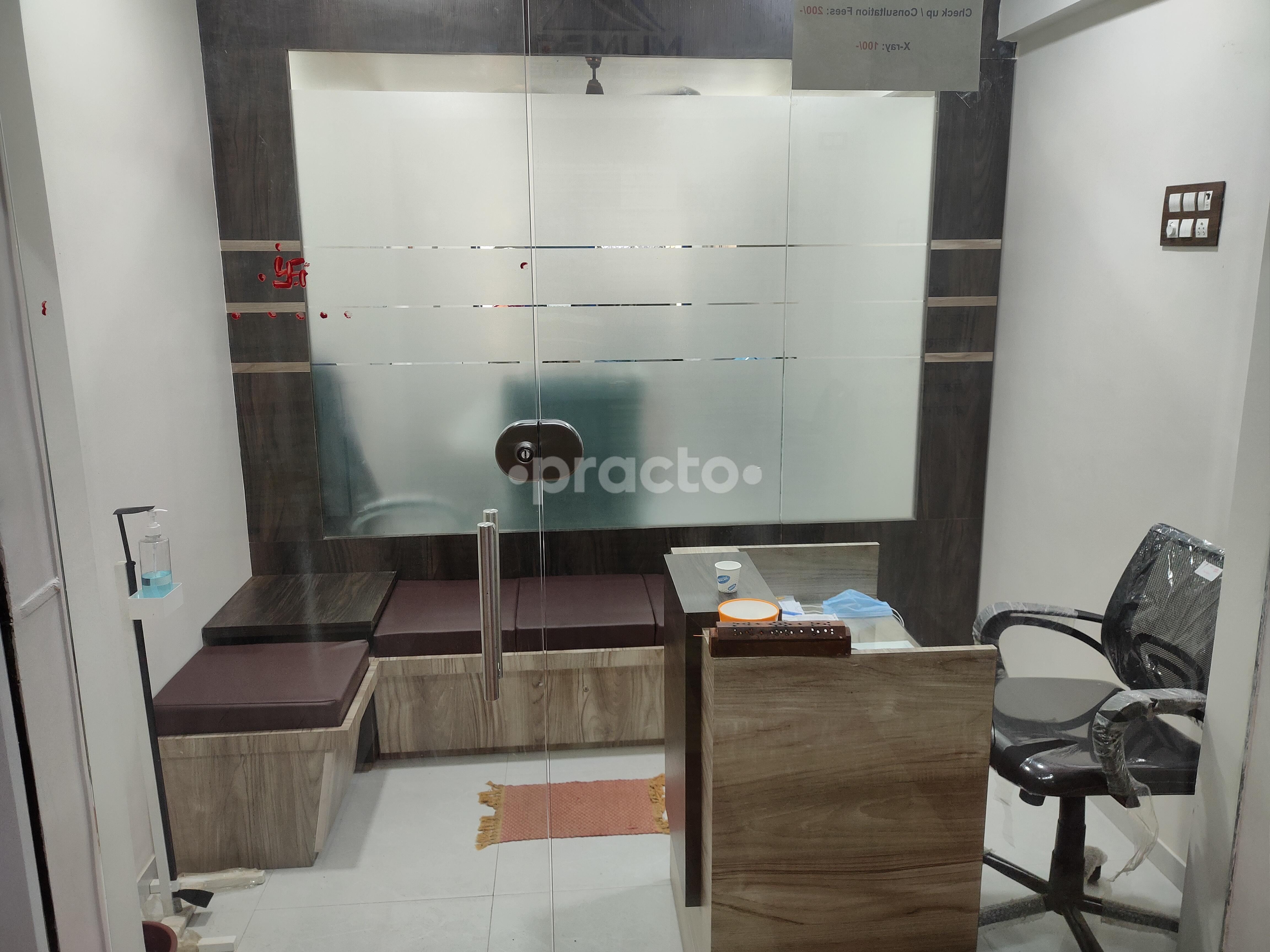 Waiting Area at Raut's Dental Clinic Virar Thane