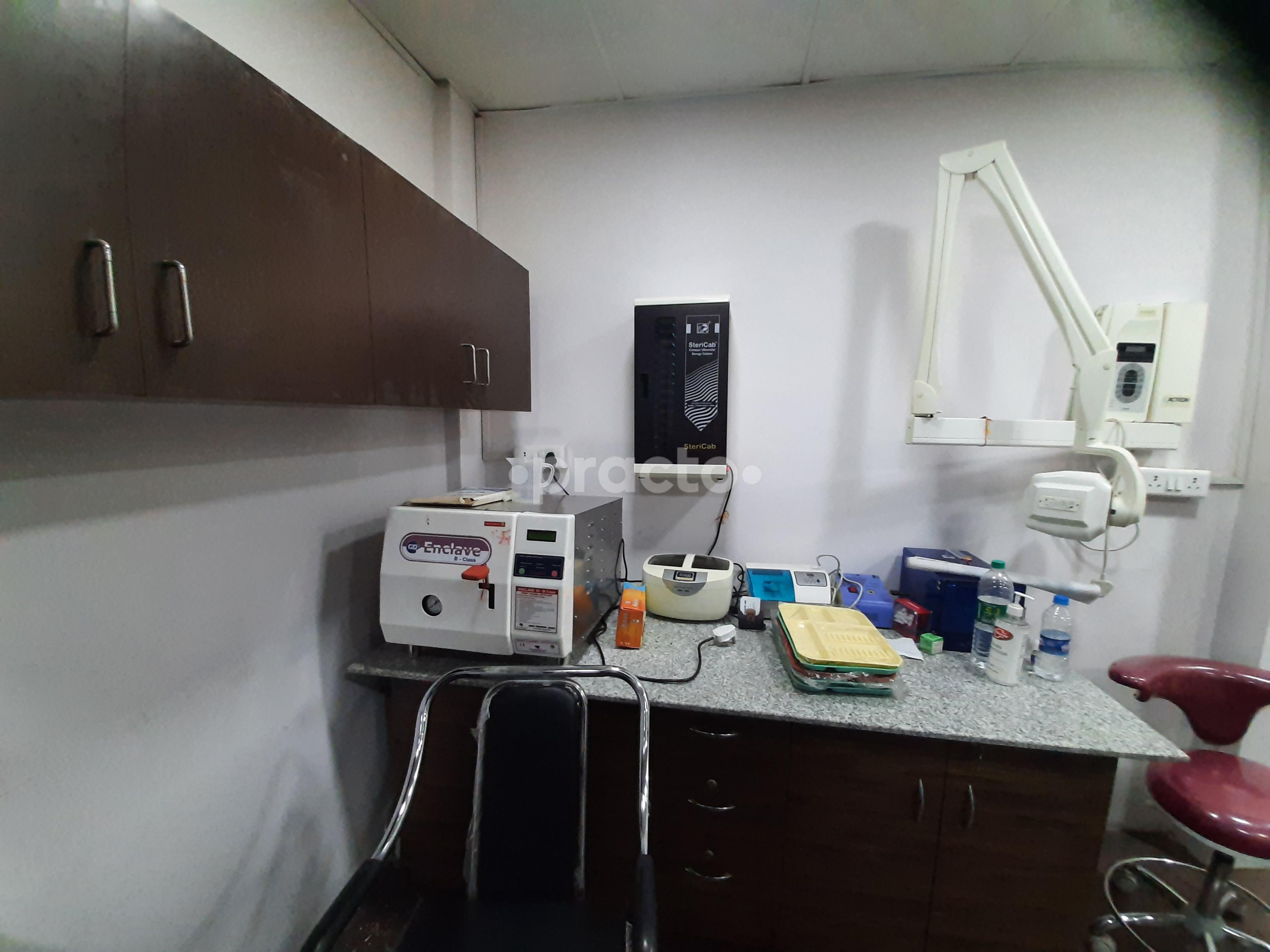 Equipment Area at Advanced Dentistry Gomtinagar Lucknow