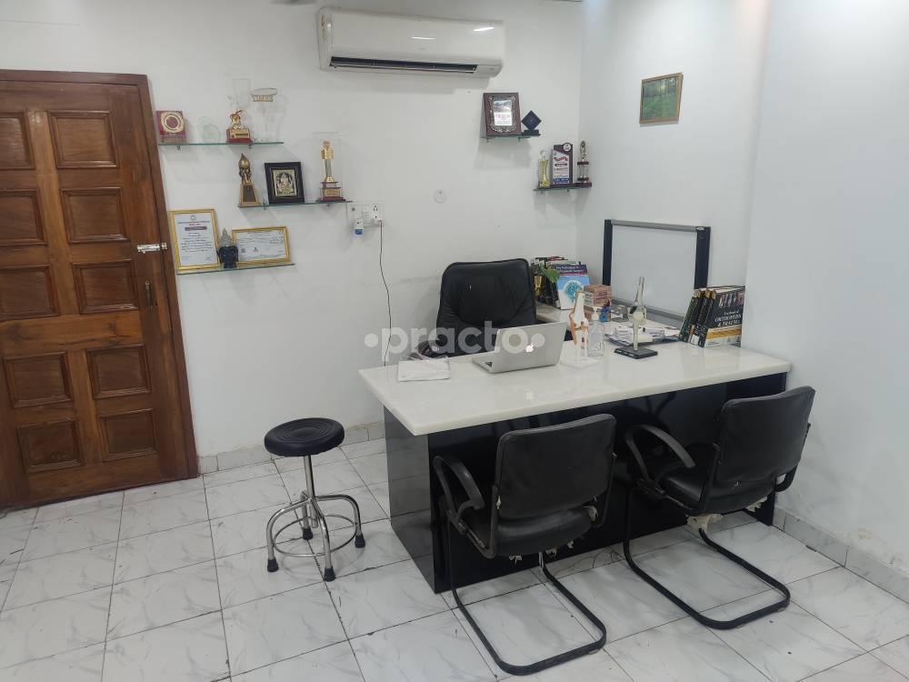 Dr. Mittal's Orthopaedic  And Physiotherapy Centre Paschim Vihar Delhi