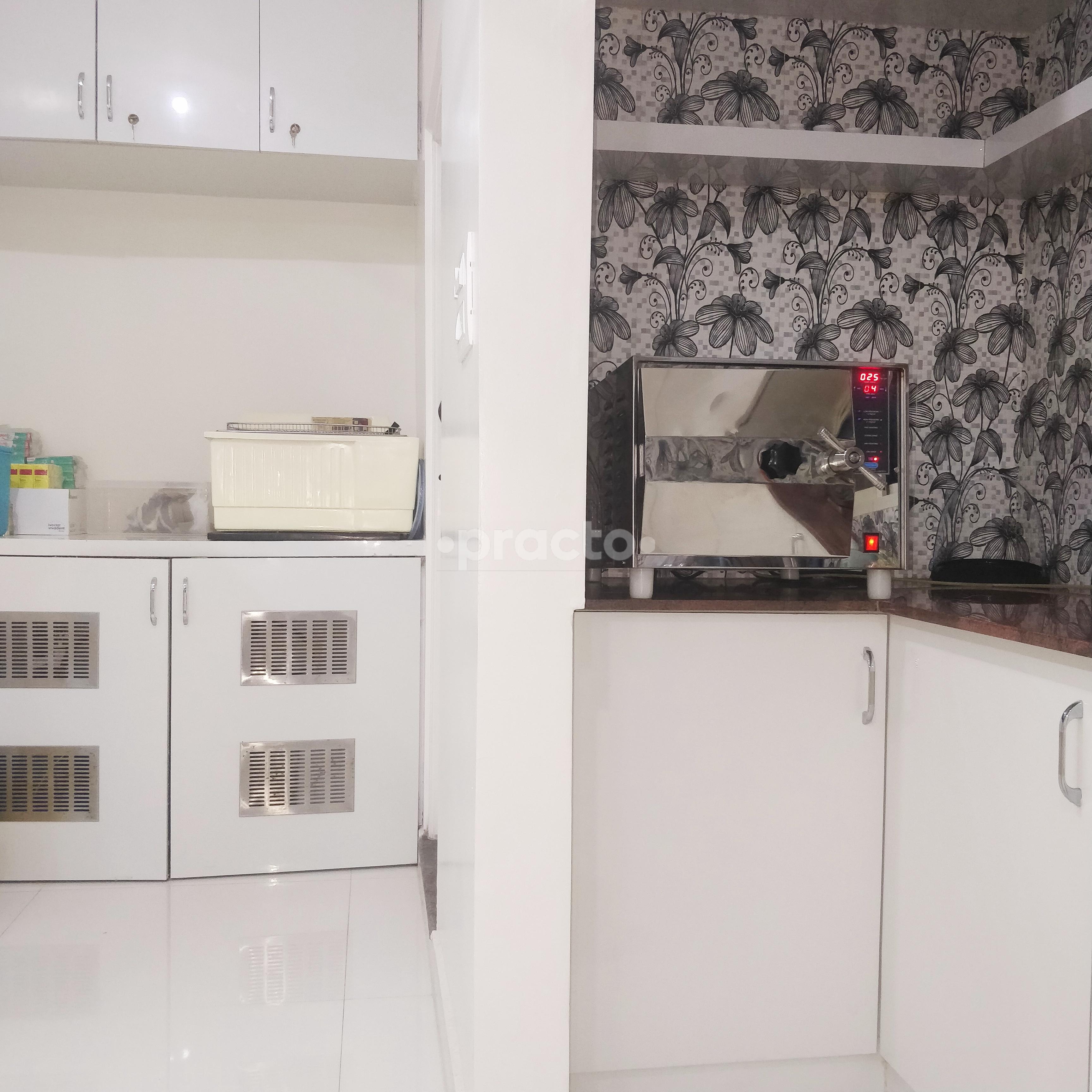 Equipment Area at Oro Max Dento-Facial and Implant Centre Vidyaranyapura Bangalore