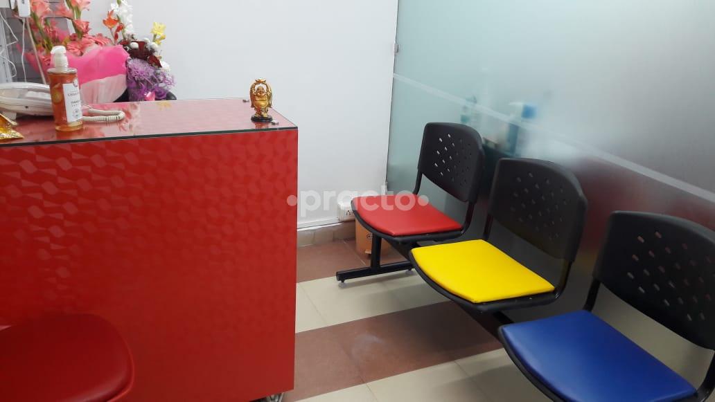 Reception Area at Yashi Dental Care And Implant Centre Sushant Lok I Gurgaon