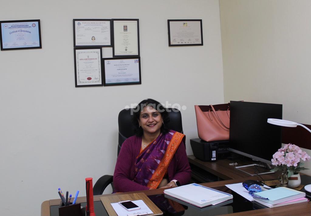 Consultation Room at Dr Smriti Eye Centre Dilaram Bazar Dehradun