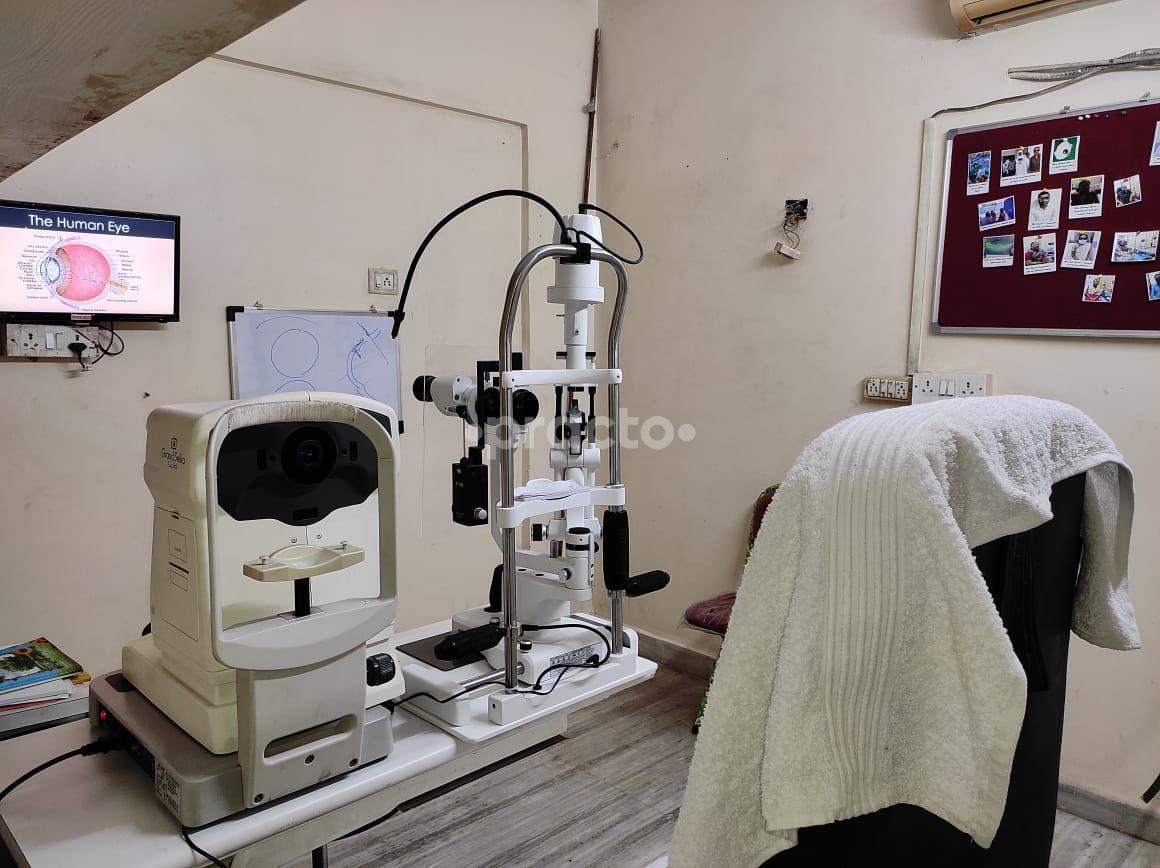 Consultation Room at Dr. Priti's Eye Clinic Malad West Mumbai