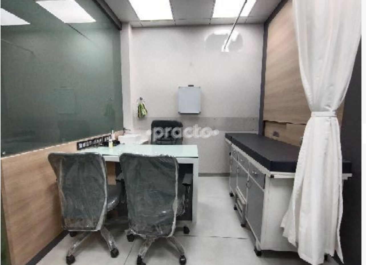 Consultation Room at Care 2 Cure Mulund West Mumbai