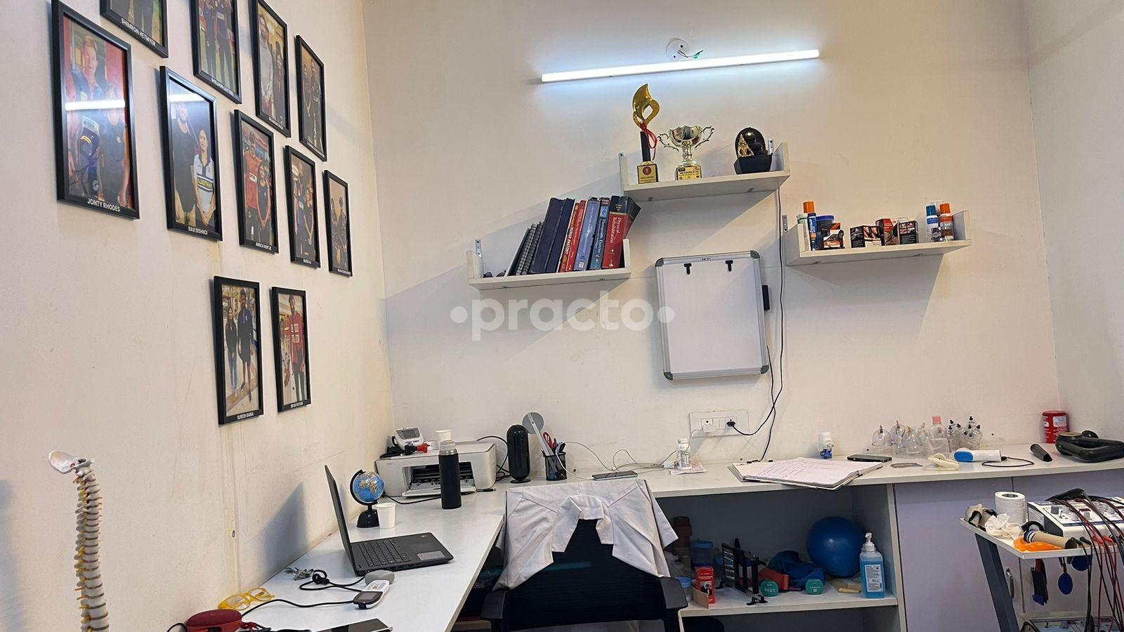 Equipment Area at Corefit Physiocare Vaishali Ghaziabad