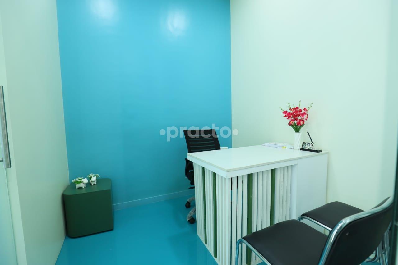 Consultation Room at Resolute Care Hadapsar Pune