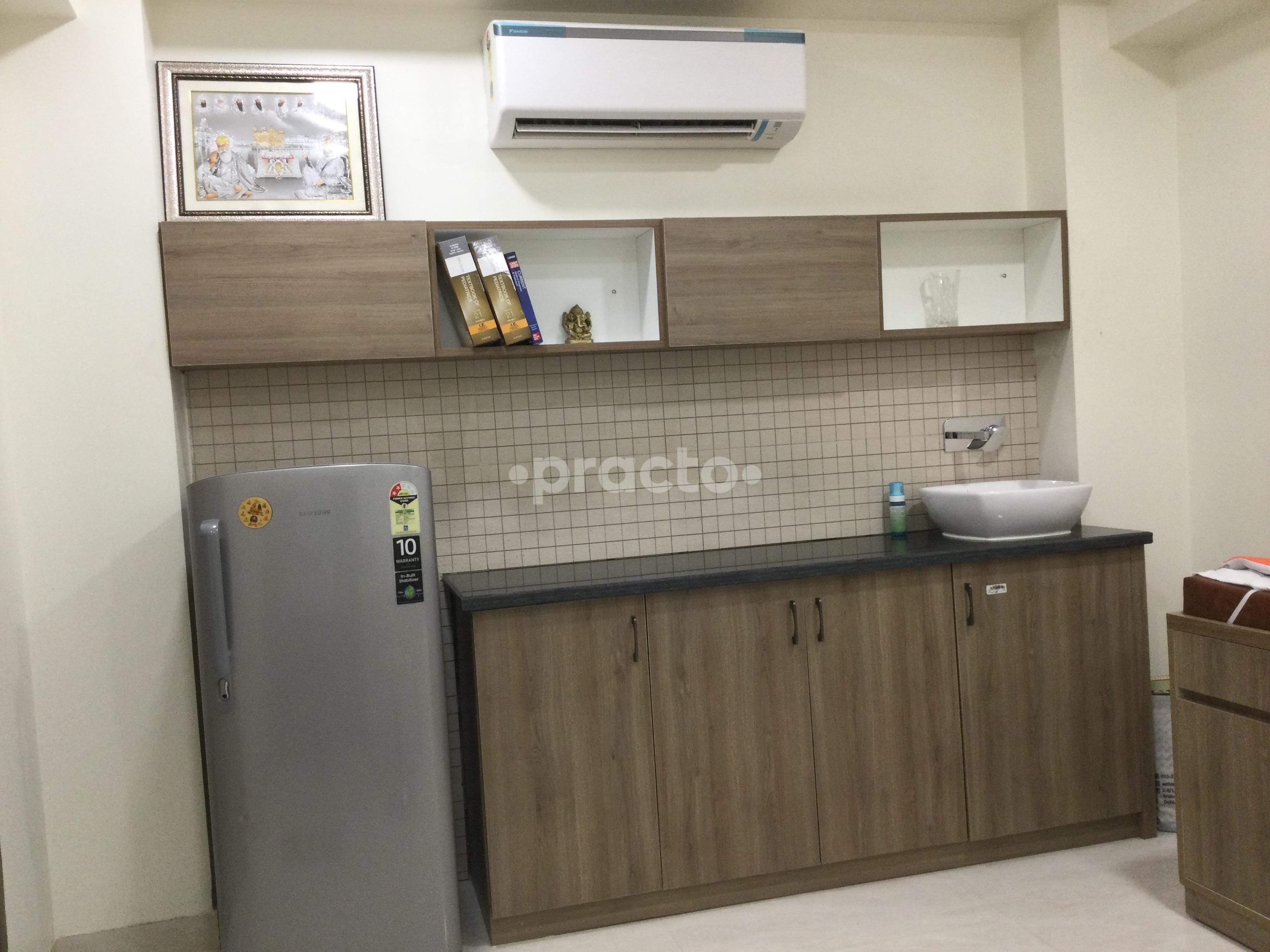 Consultation Room at Ace Polyclinic & Vaccination Center Sector 117 Noida