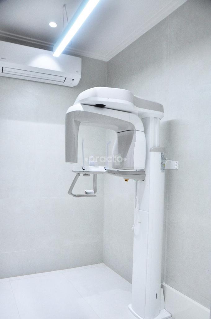 Apollo Sugar & Dental Clinic DLF Phase I Gurgaon