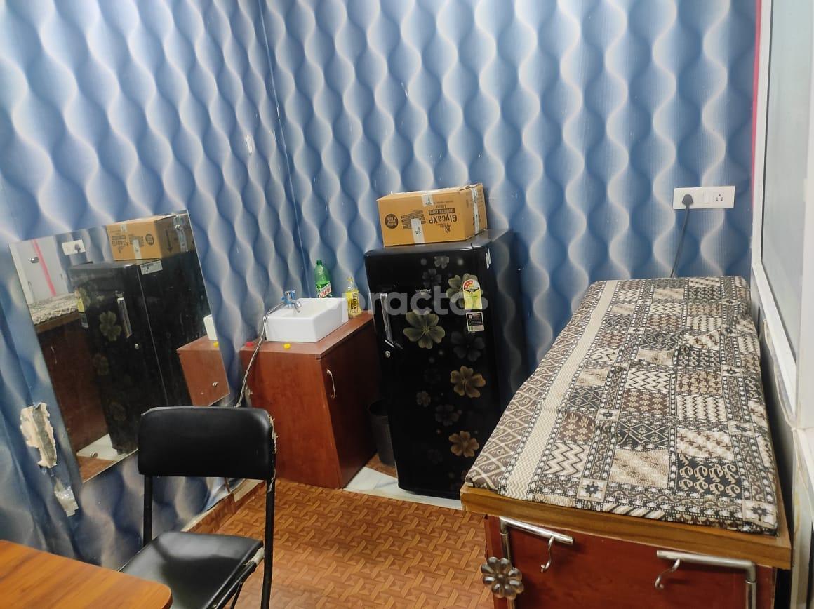 Consultation Room at iCare Children's Clinic And Vaccination Centre Greater Noida West Greater Noida