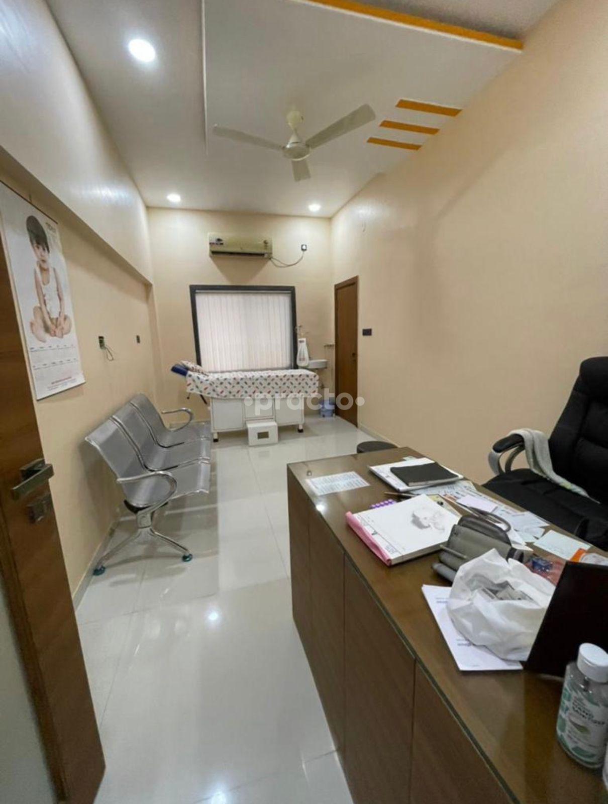 Consultation Room at Pardal's clinic Raipur Ganj Raipur