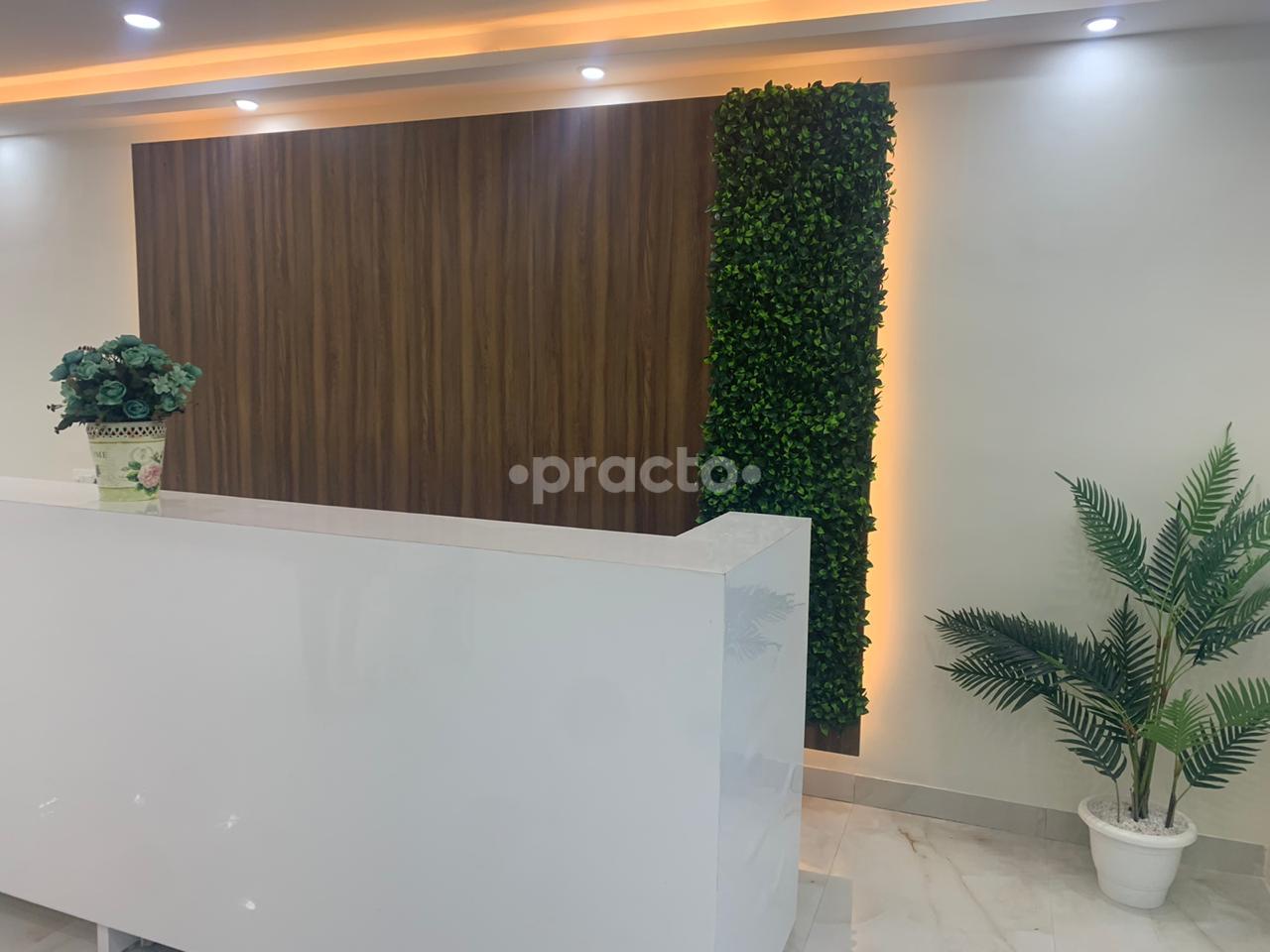 Reception Area at Centre for Rheumatology & Spine East Of Kailash Delhi