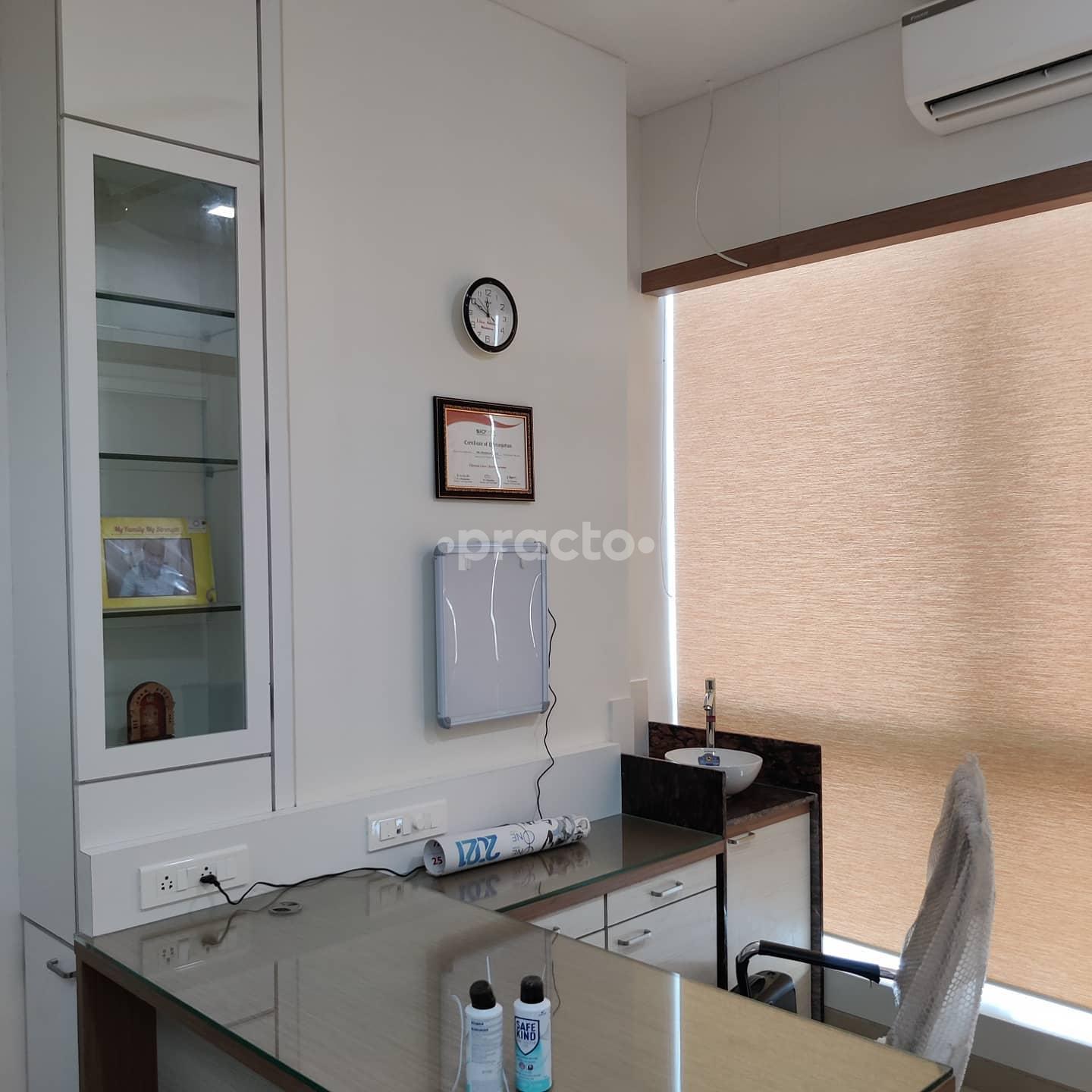 Consultation Room at Dr Kini s Polyclinic Mulund West Mumbai