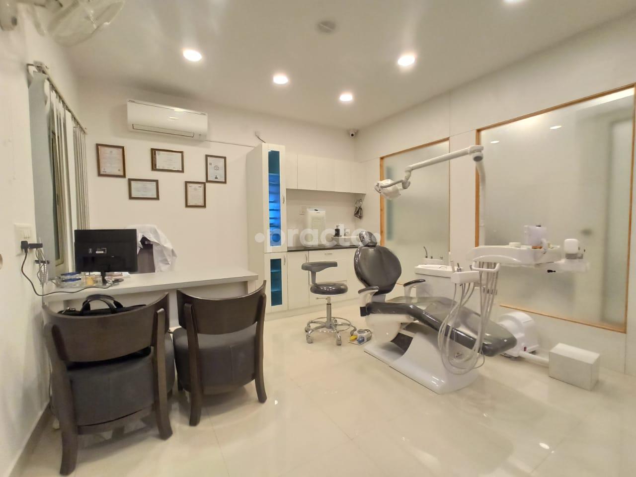 Consultation Room at Endomax Dental and Implant Centre Jayamahal Bangalore