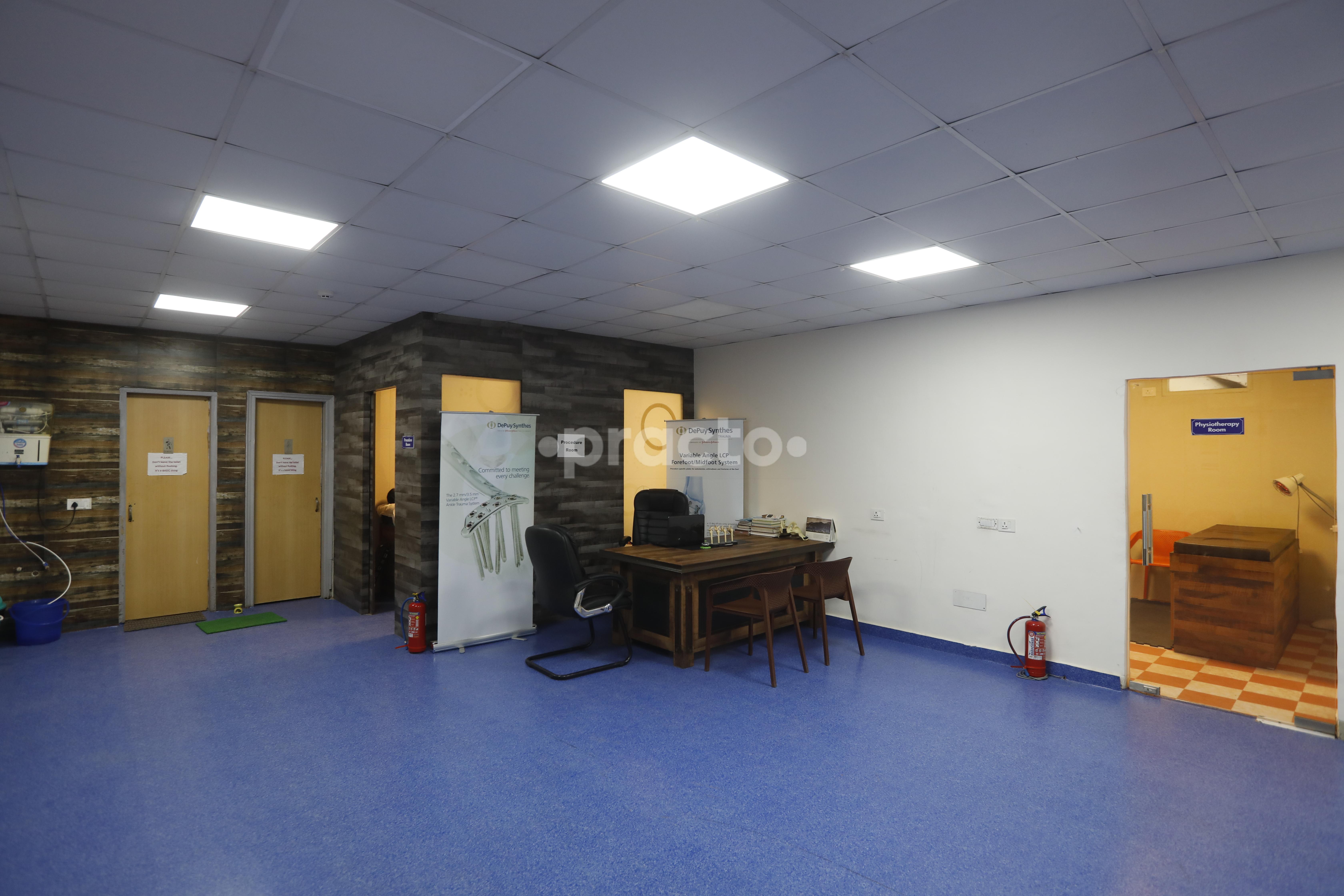 Waiting Area at Knight Clinics Safdarjung Enclave Delhi