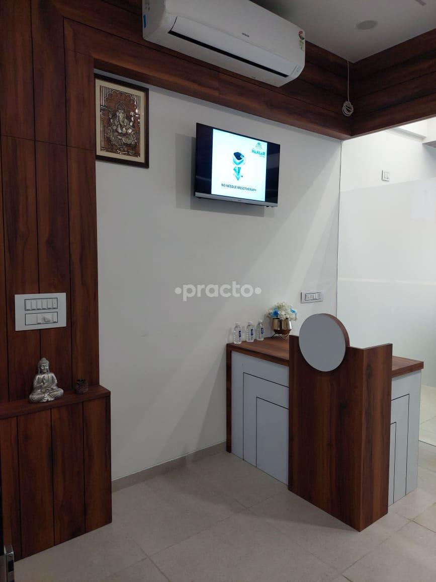 Reception Area at The Healer Within Memnagar Ahmedabad