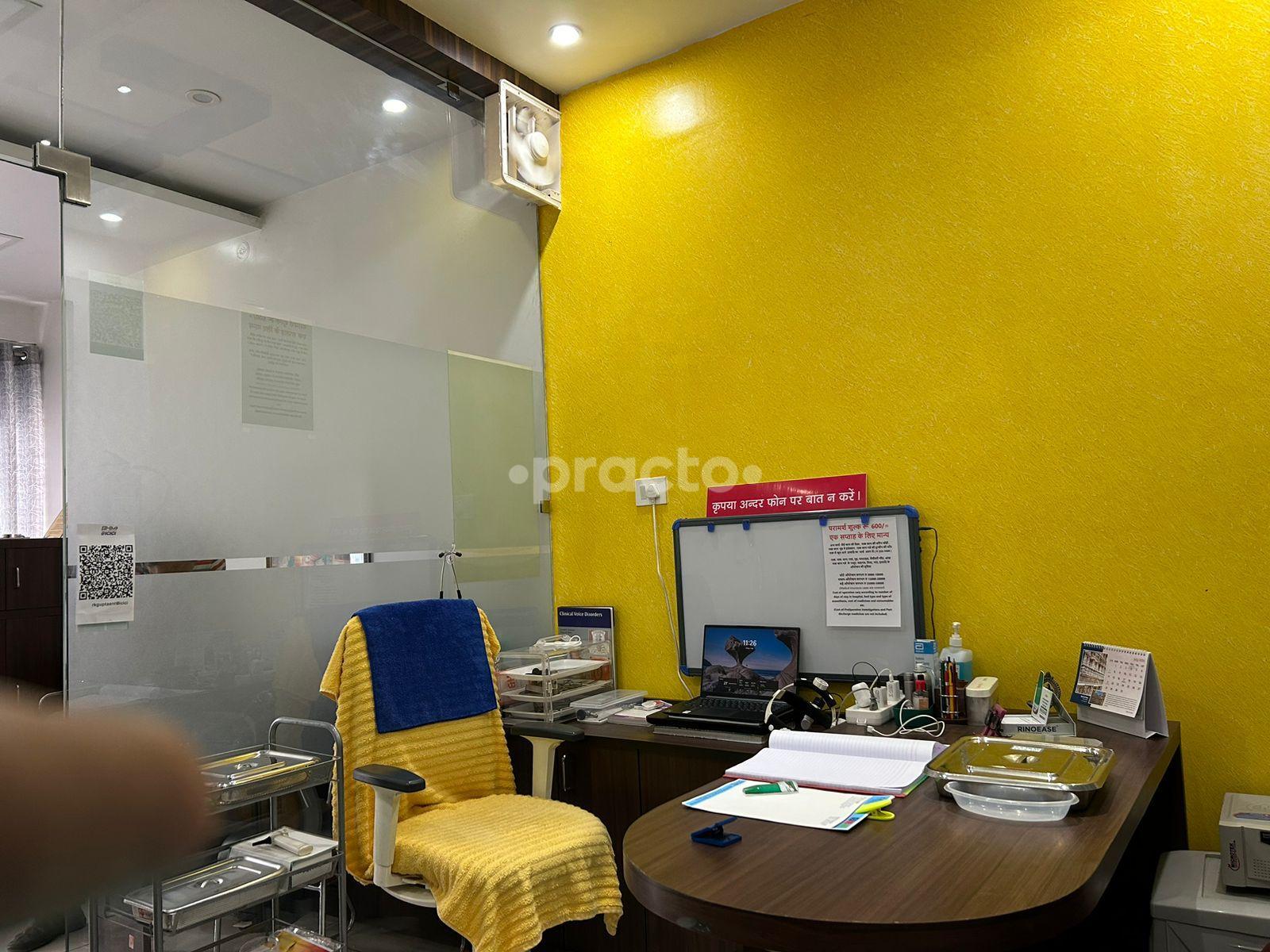 Consultation Room at ENT Clinic Gomtinagar Lucknow