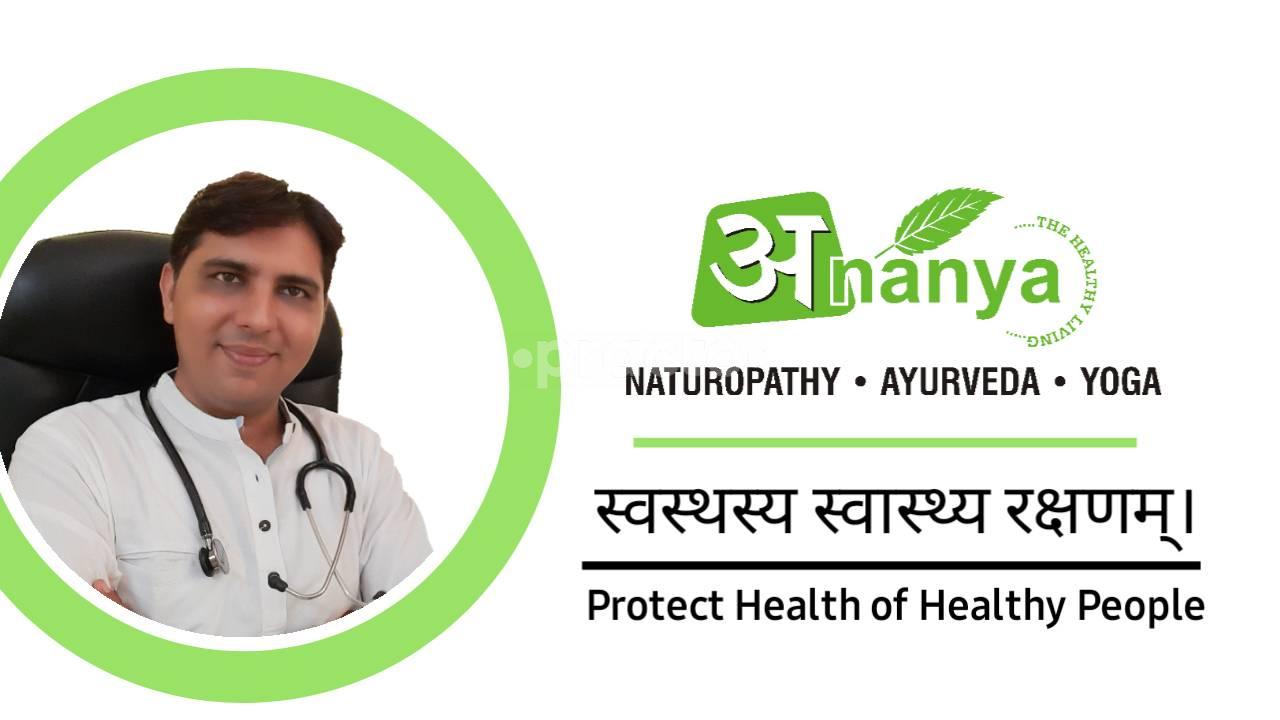 Consultation Room at Ananya Naturopathy Gurukul Road Ahmedabad