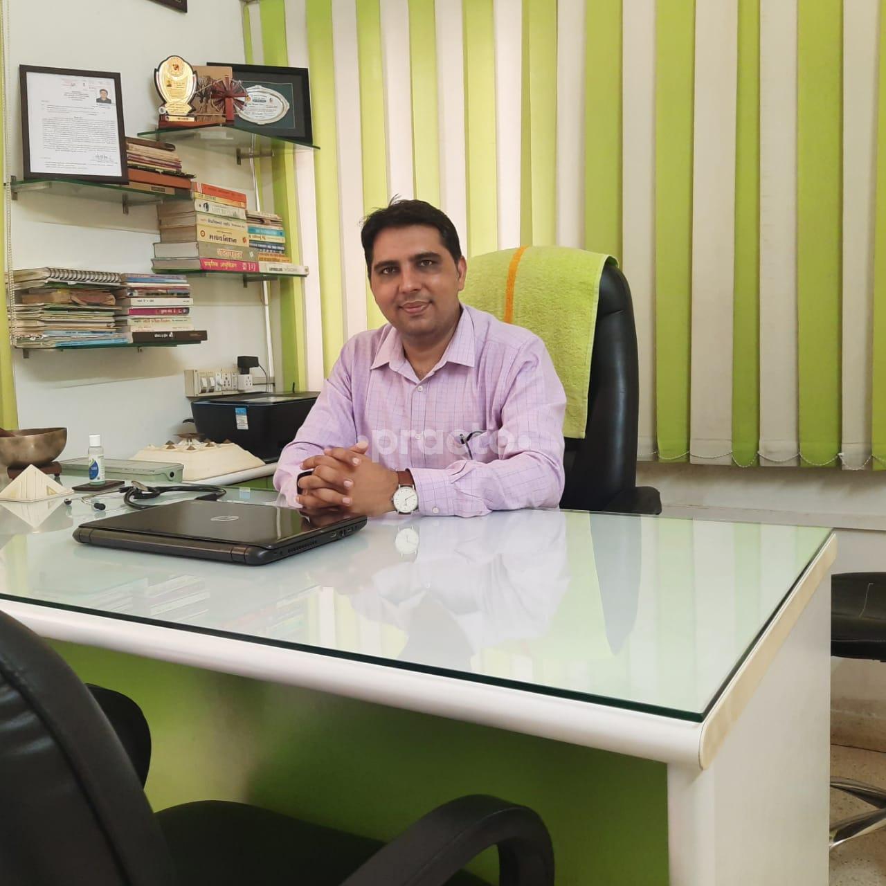 Consultation Room at Ananya Naturopathy Gurukul Road Ahmedabad