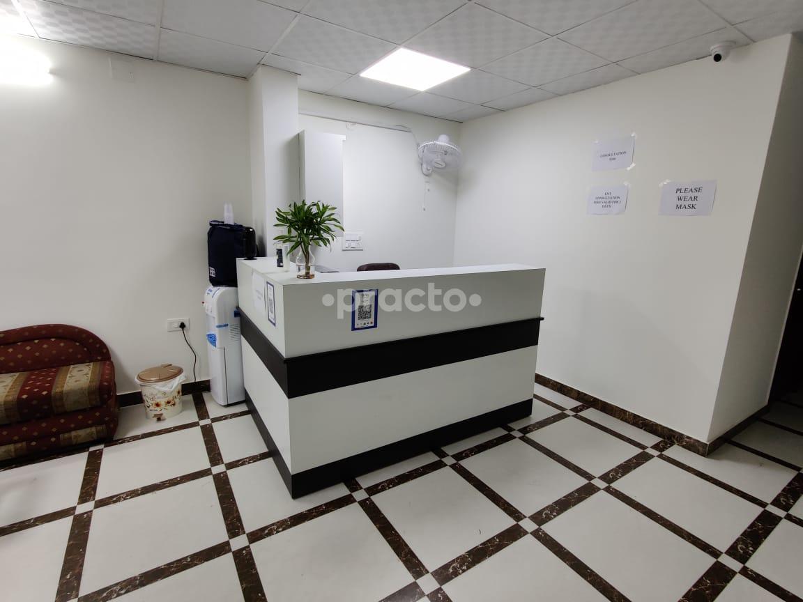 Reception Area at Siya's ENT Allergy And Physiotherapy Clinic Sector 72 Noida