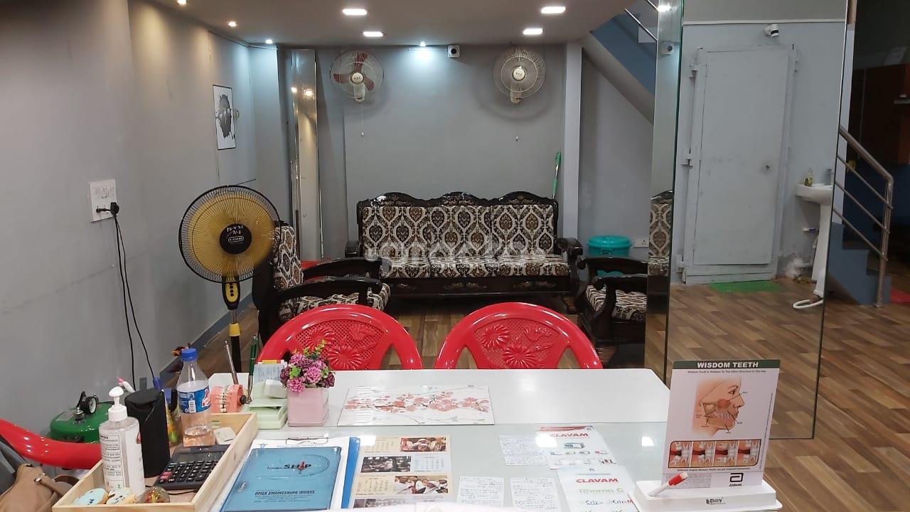 Waiting Area at Keshri Smile Dental Clinic New Alipore Kolkata
