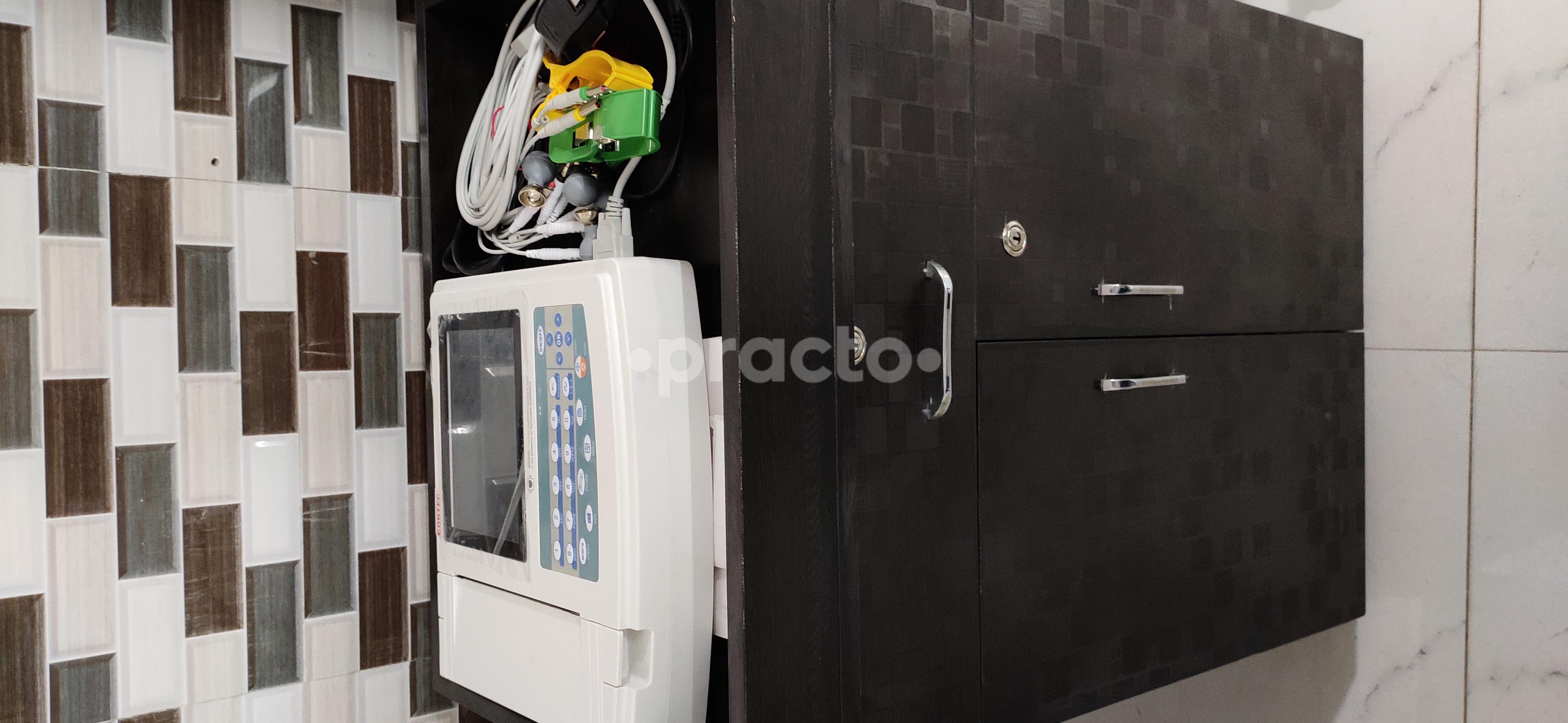 Equipment Area at AadhyaCare Palam Colony Delhi