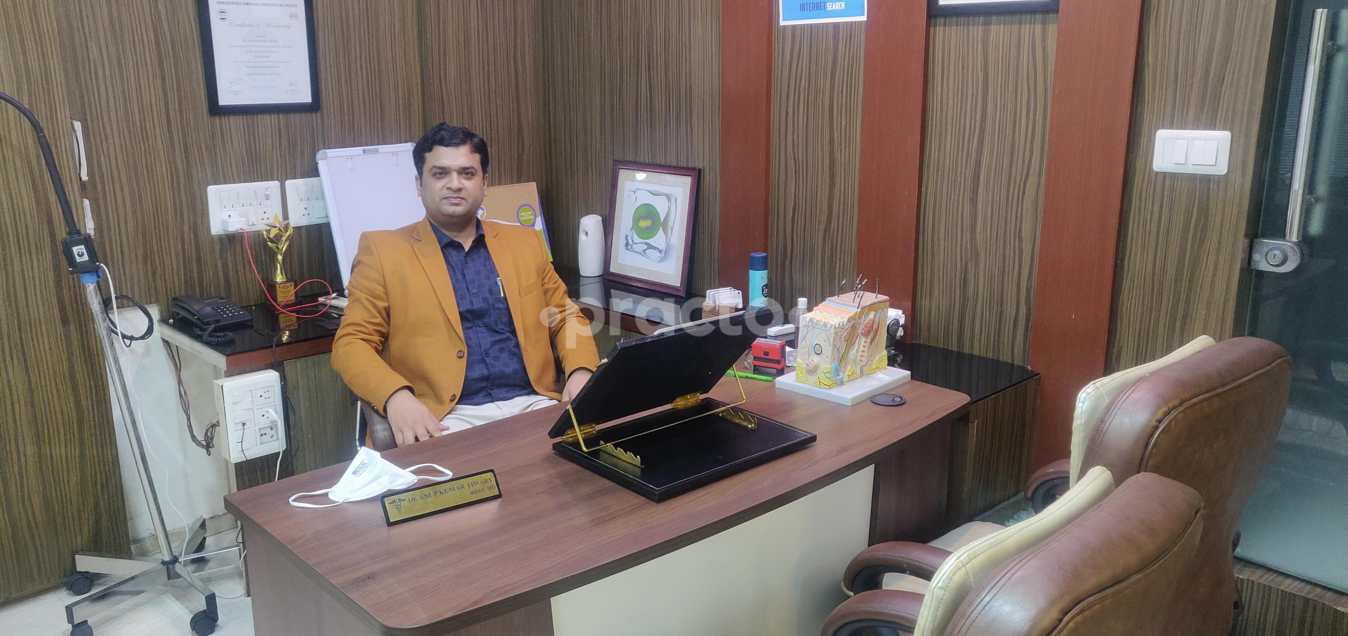 Consultation Room at Pursuit of Health Clinic Indirapuram Ghaziabad