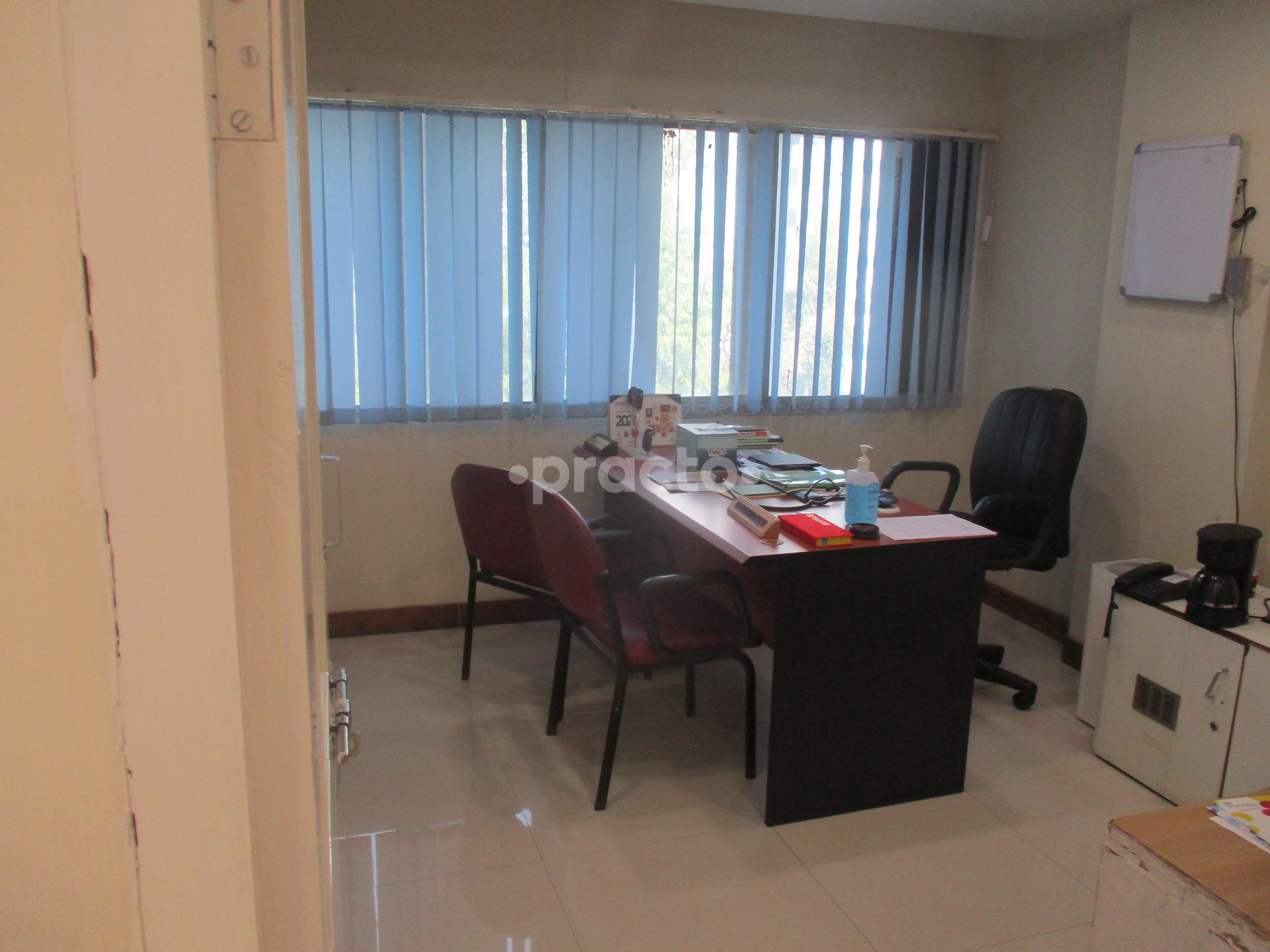 Consultation Room at Ashwini Kidney and Dialysis Centre Pvt Ltd. Ramdaspeth Nagpur