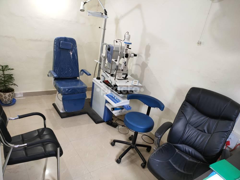 Consultation Room at Dr. K. S. Kharade Memorial Ashray Eye Hospital Pimpri-Chinchwad Pune