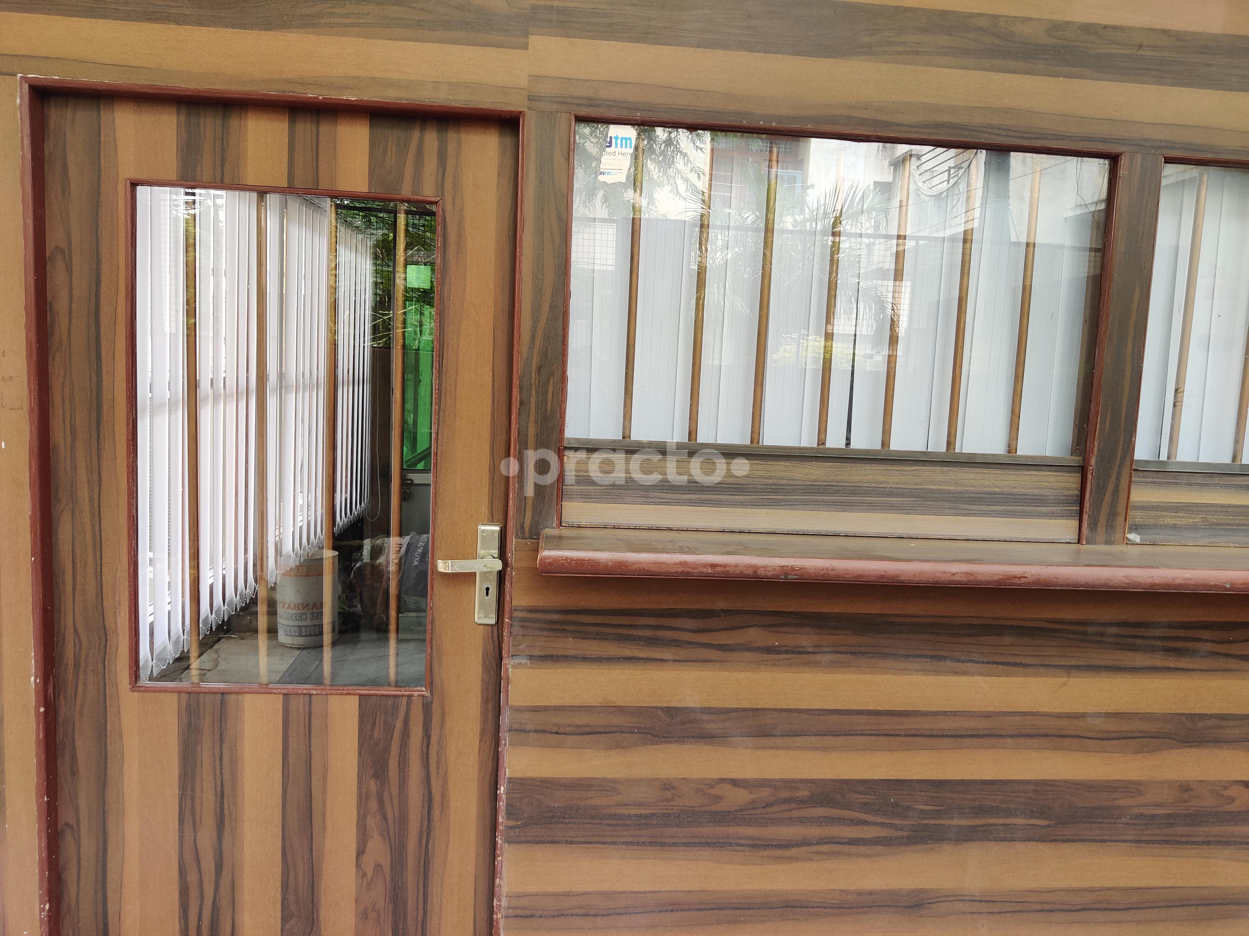 Entrance at Singhal Clinic Durgapura Jaipur