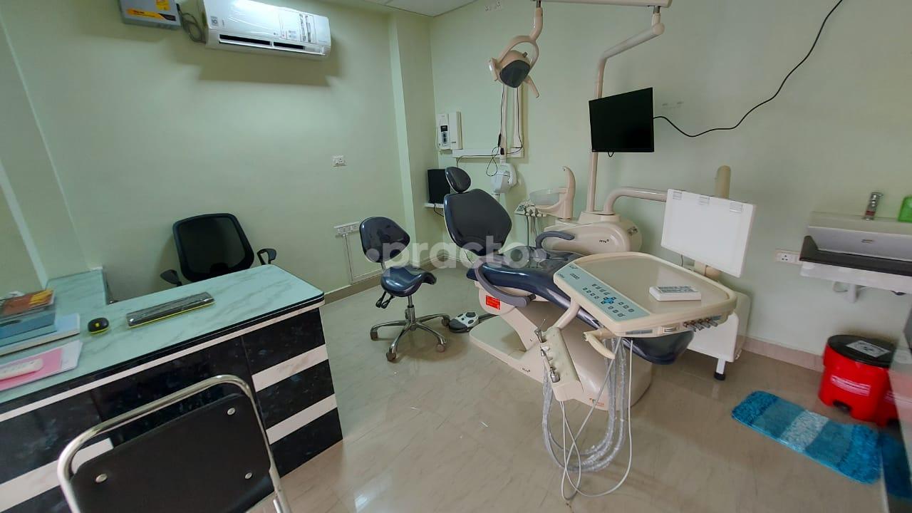 Consultation Room at Deeran Dental Care Urapakkam Chennai