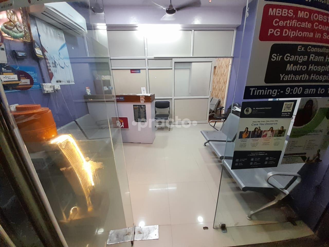 Reception Area at i Care Children's Clinic Greater Noida West Greater Noida