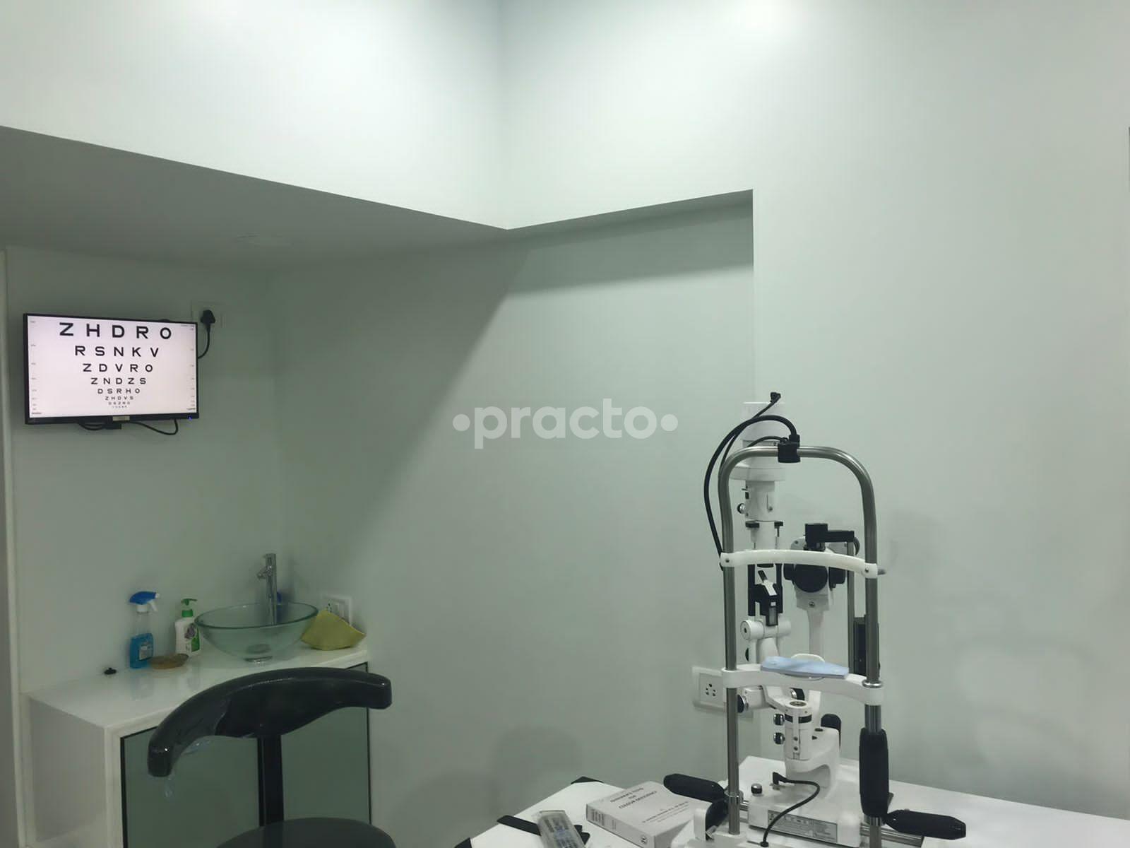 Consultation Room at Dr. Gokhale's Clinic & Arthritis Centre Goregaon West Mumbai