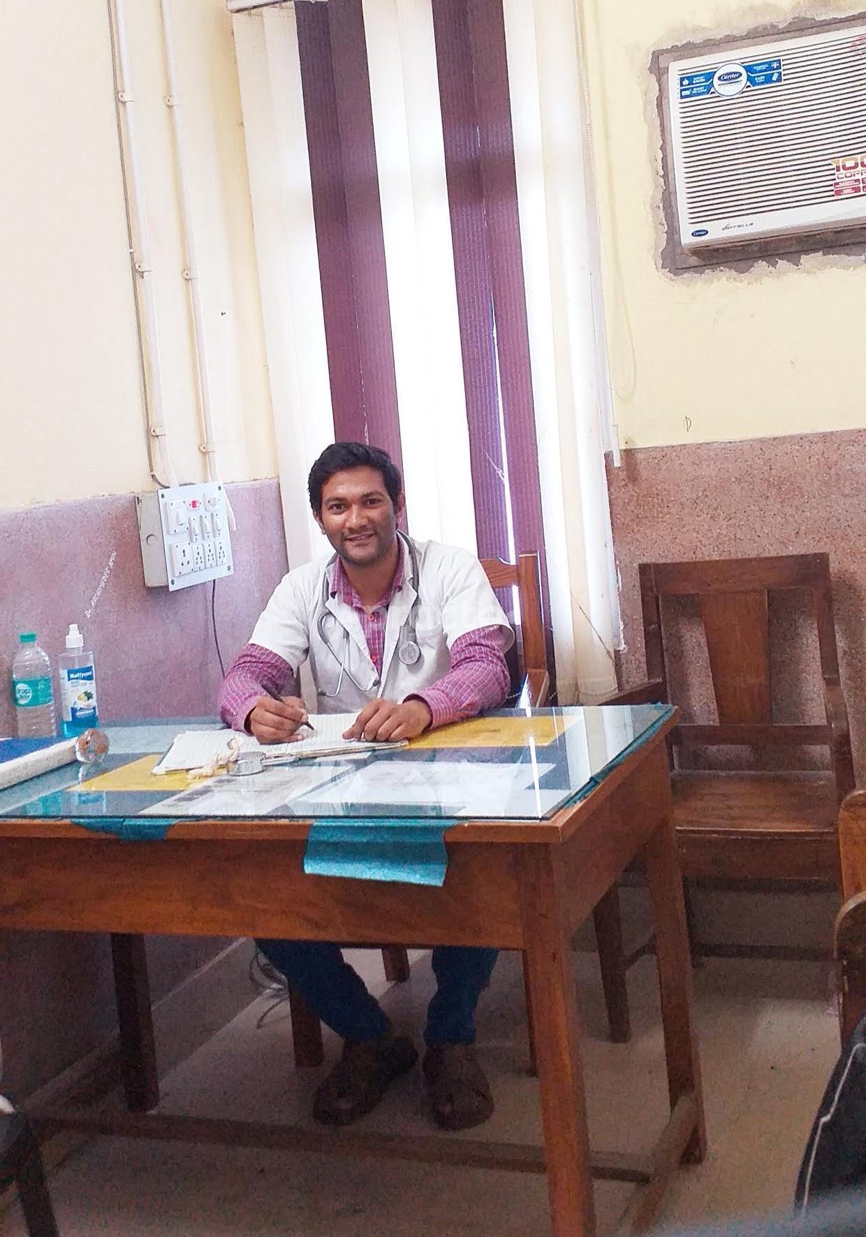 Consultation Room at Dr A Amin Clinic Kolkatta Kolkata