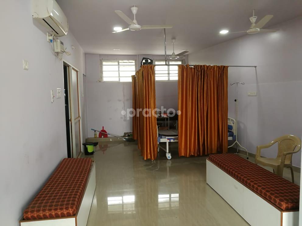 Waiting Area at SS CLINIC AND PHARMACY Tambaram West Chennai