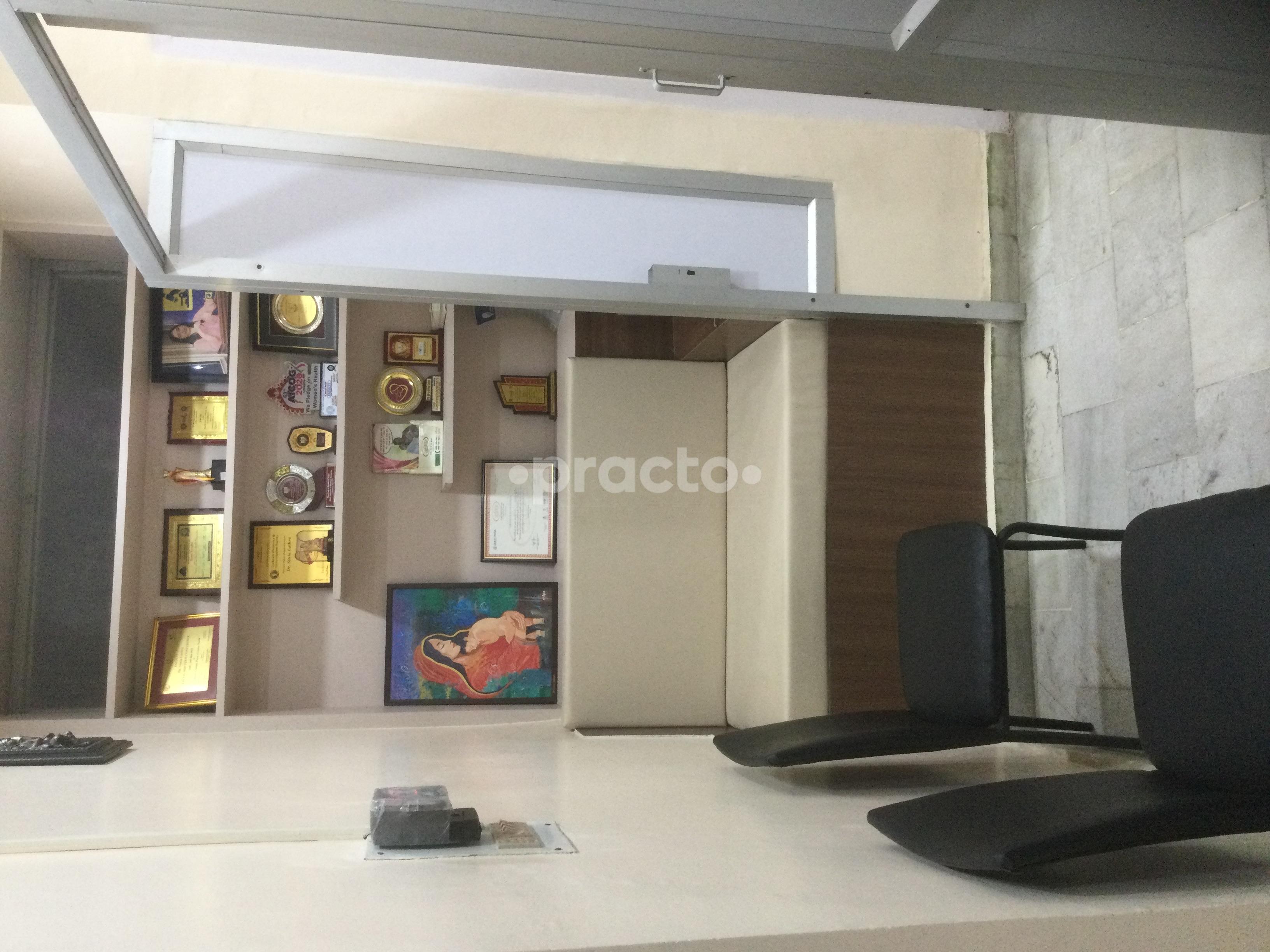 Waiting Area at Gynae Care Centre Lalbagh Lucknow