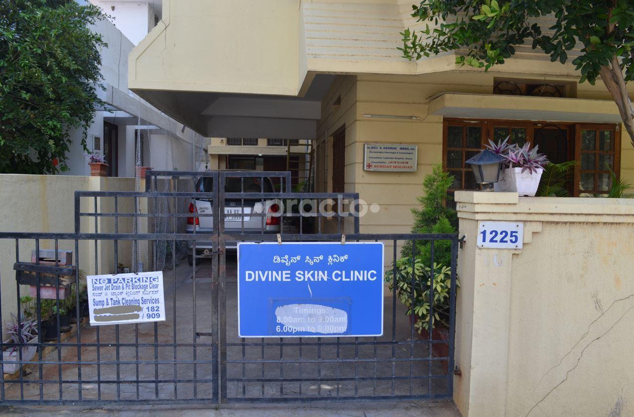 Outer Facade at Divine Skin Clinic Old Airport Road Bangalore