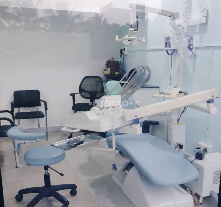 Operation Room at Dens Care Dental Clinic Selaiyur Chennai