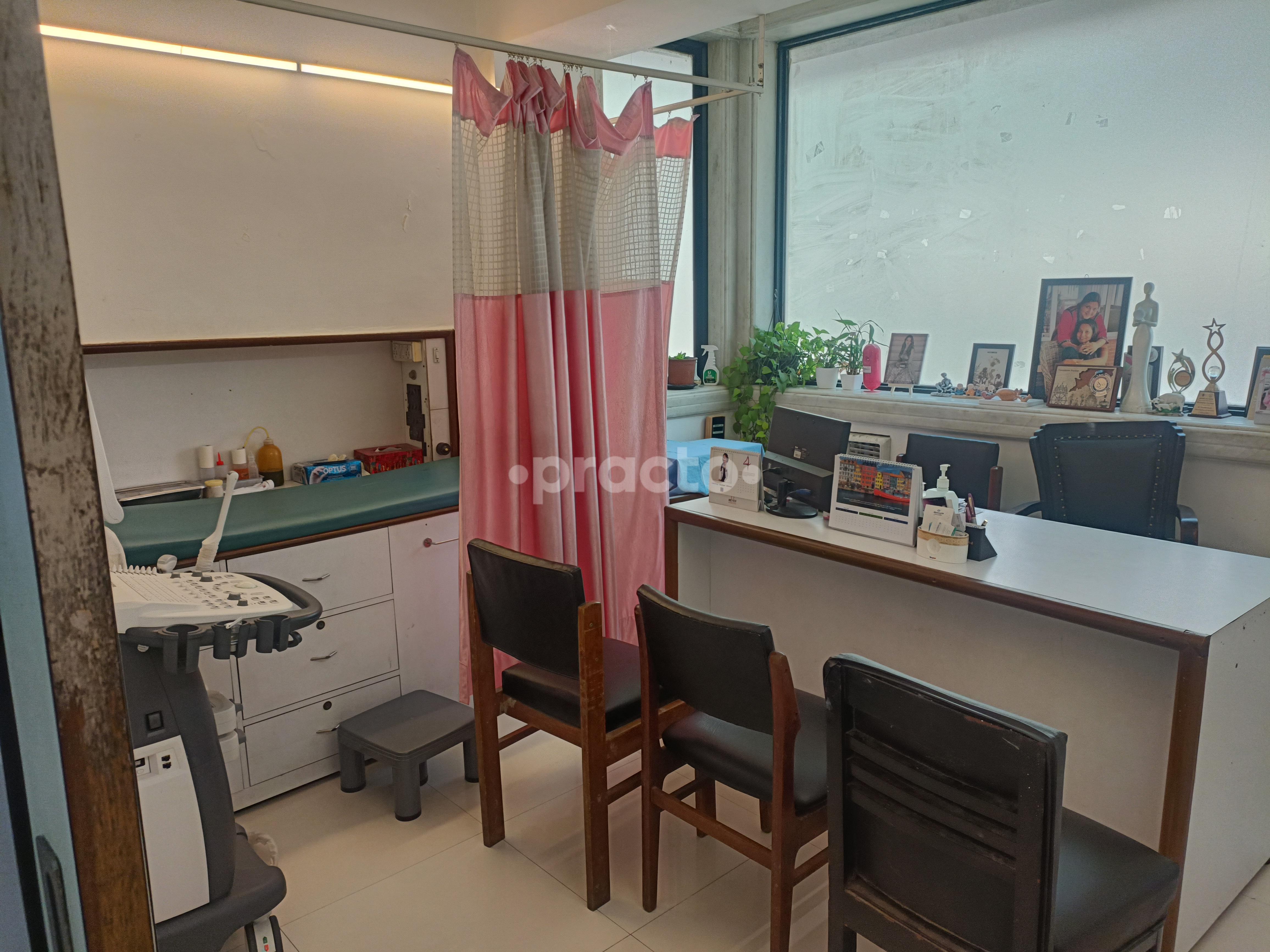 Consultation Room at Dr Rajiv Kamdar Children's Clinic Sion West Mumbai