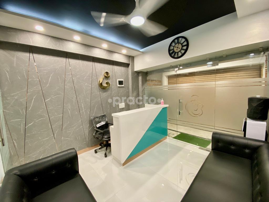 Waiting Area at Dr Stuti Ranjan Chawla Clinic Dwarka Delhi