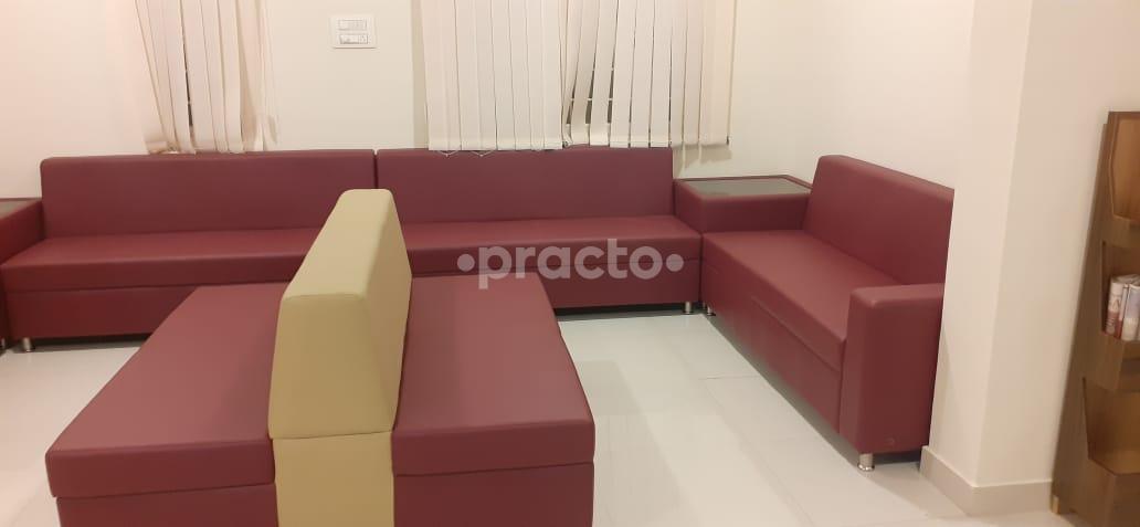 Waiting Area at Apoorva Speciality Clinic Basaveshwaranagar Bangalore