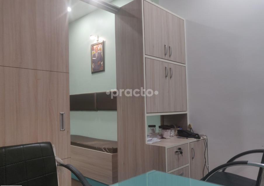 Dr. Vedant Sehgal Indirapuram Ghaziabad
