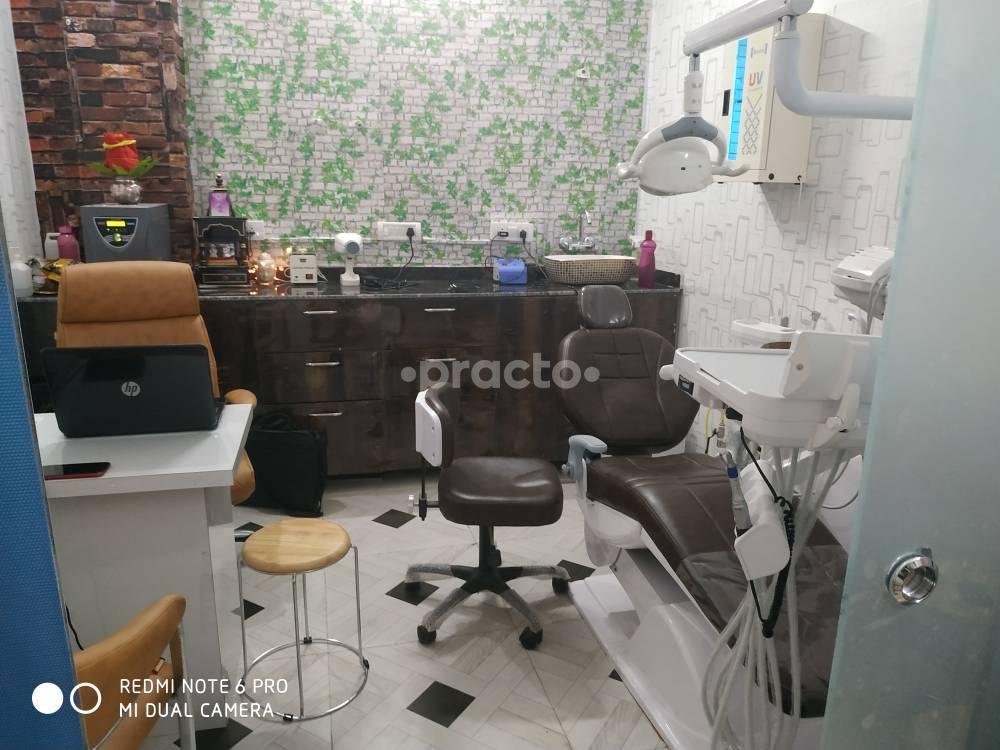 Reception Area at Dantiki Dental Clinic Gurgaon Sector 85 Gurgaon
